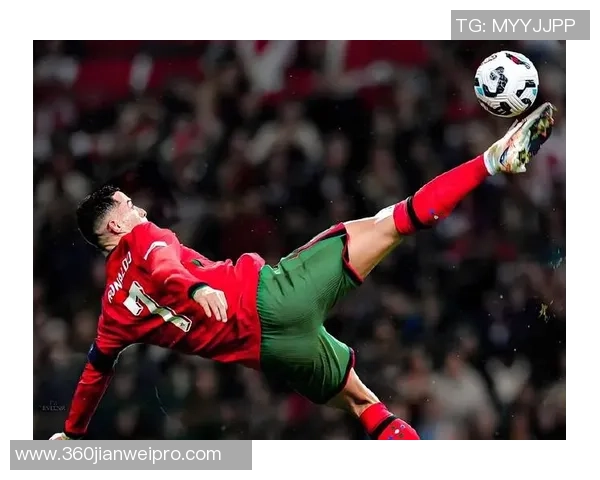 世界足球重炮手射门之星盘点 强力远射成就传奇球员